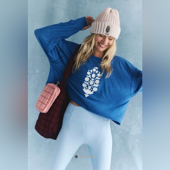 FP Movement by Free People Tops - NWT FREE PEOPLE MOVEMENT My Time Logo Layer Top In Blue Combo MSRP $68 Size M